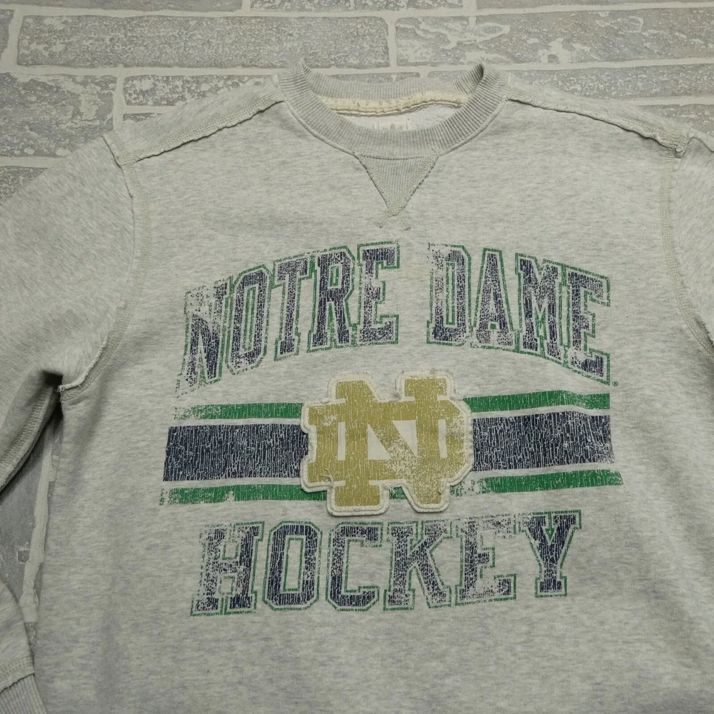 Notre Dame Hockey Sweatshirt Size Medium Adidas Fleece Crewneck Vintage‎ Style